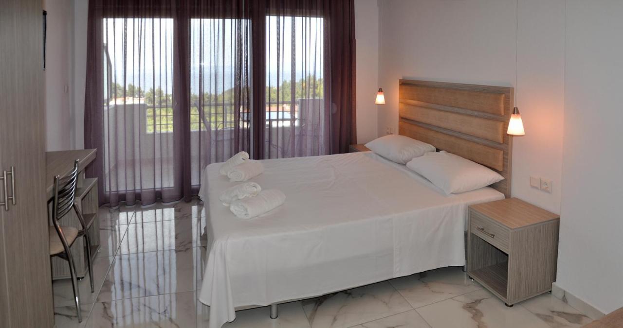 Aparthotel Valiant Sea Kriopigi Exterior foto