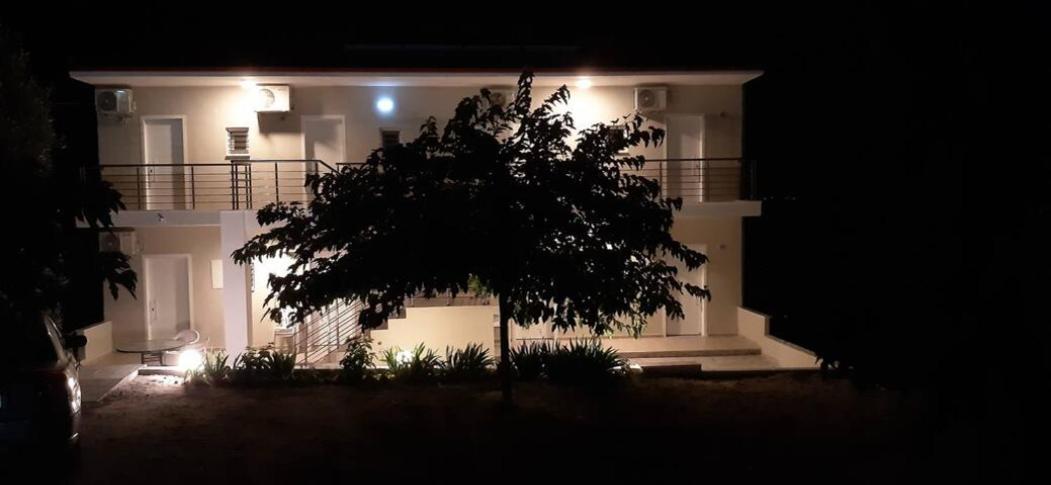 Aparthotel Valiant Sea Kriopigi Exterior foto