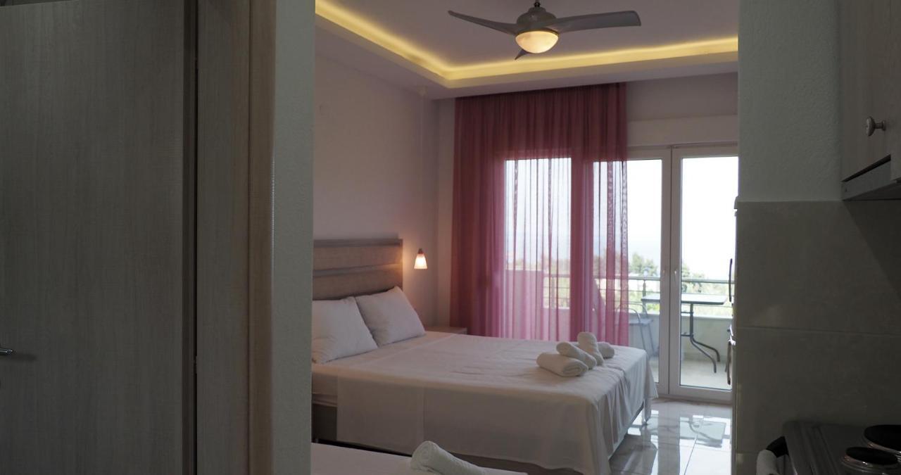 Aparthotel Valiant Sea Kriopigi Exterior foto